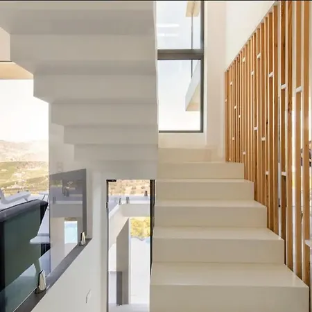 Luxury In Frigiliana - Maui Villa